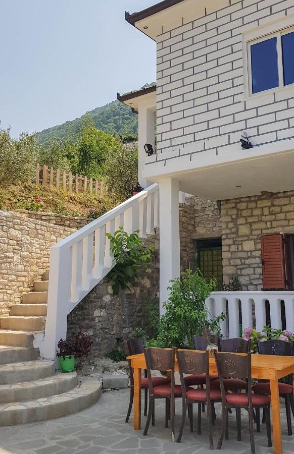 Villa Goliku Peshtan Exterior photo